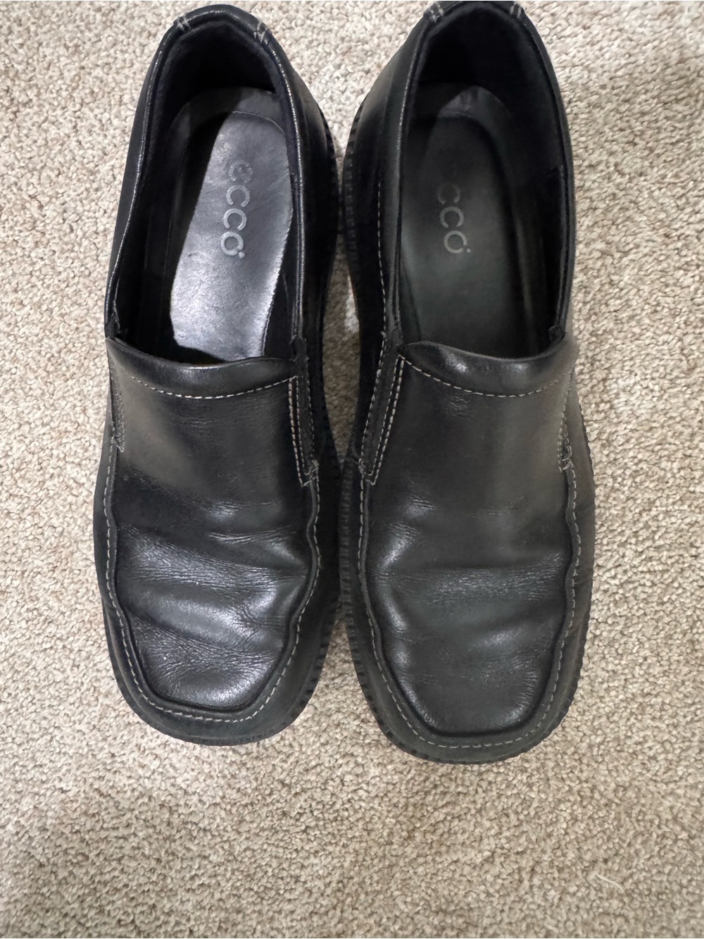 Ecco Black Leather Slip-On Loafers
